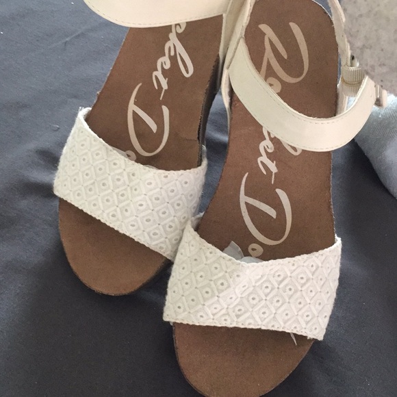 Size 7 - Picture 4 of 4